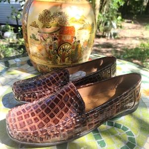 Men's gator loafers